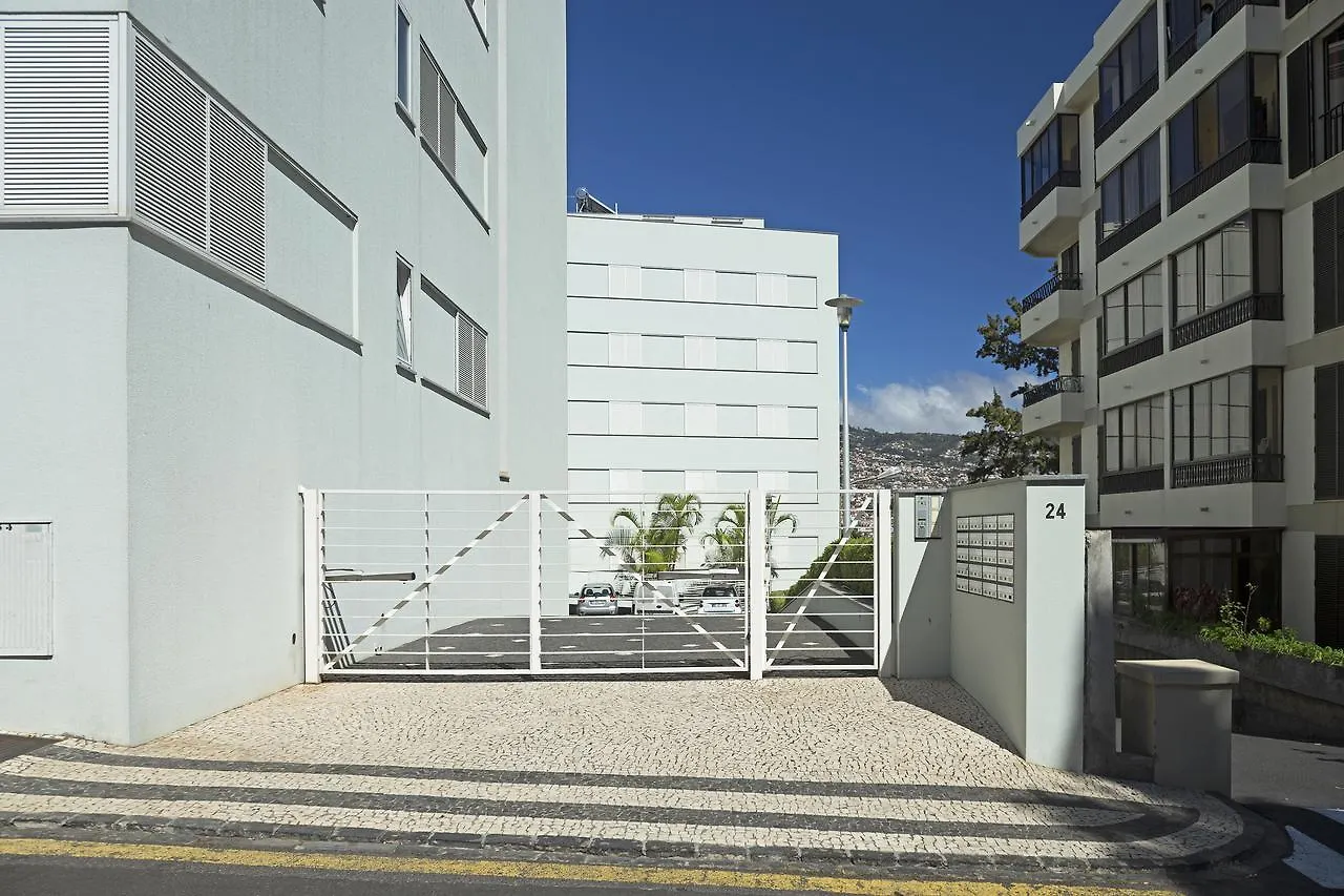 Jasmineiro II By An Island Apart Funchal Apartman